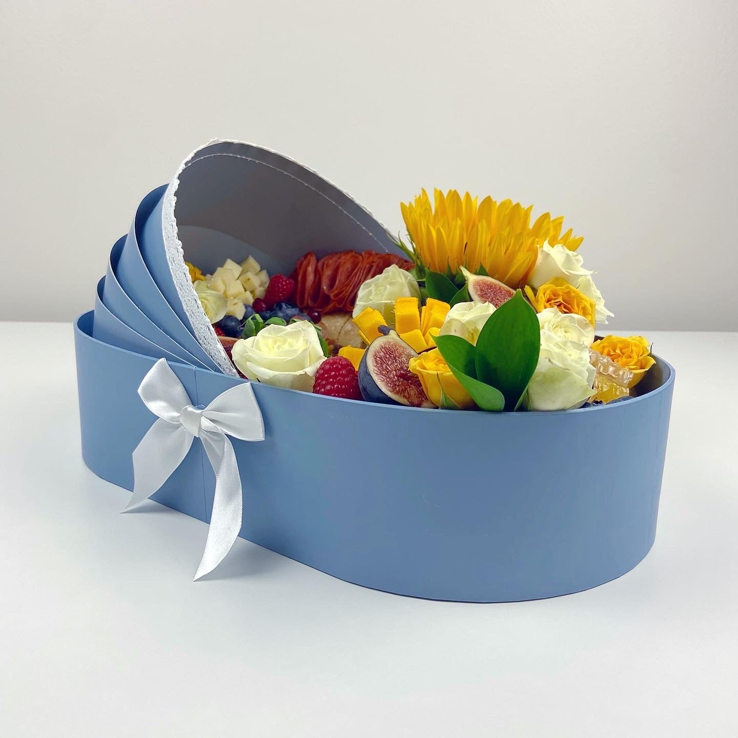 The Baby Bassinet Grazing Platter